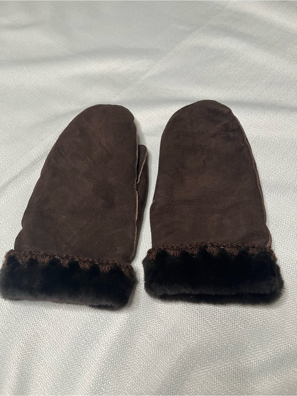 Dominic Bellissimo 100% Shearling Mittens